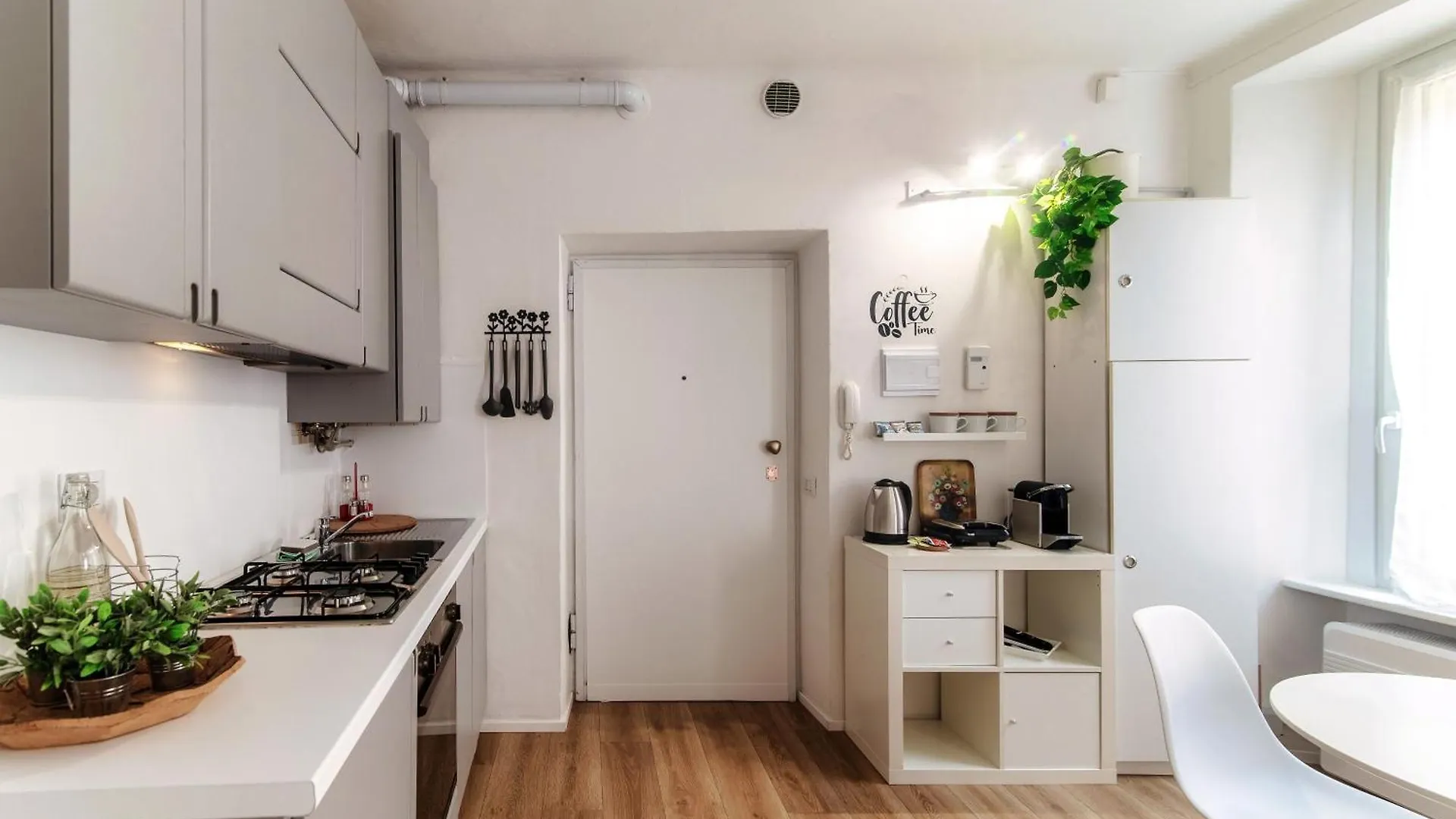 Апартаменты Lake Me Home - Downtown Комо Италия